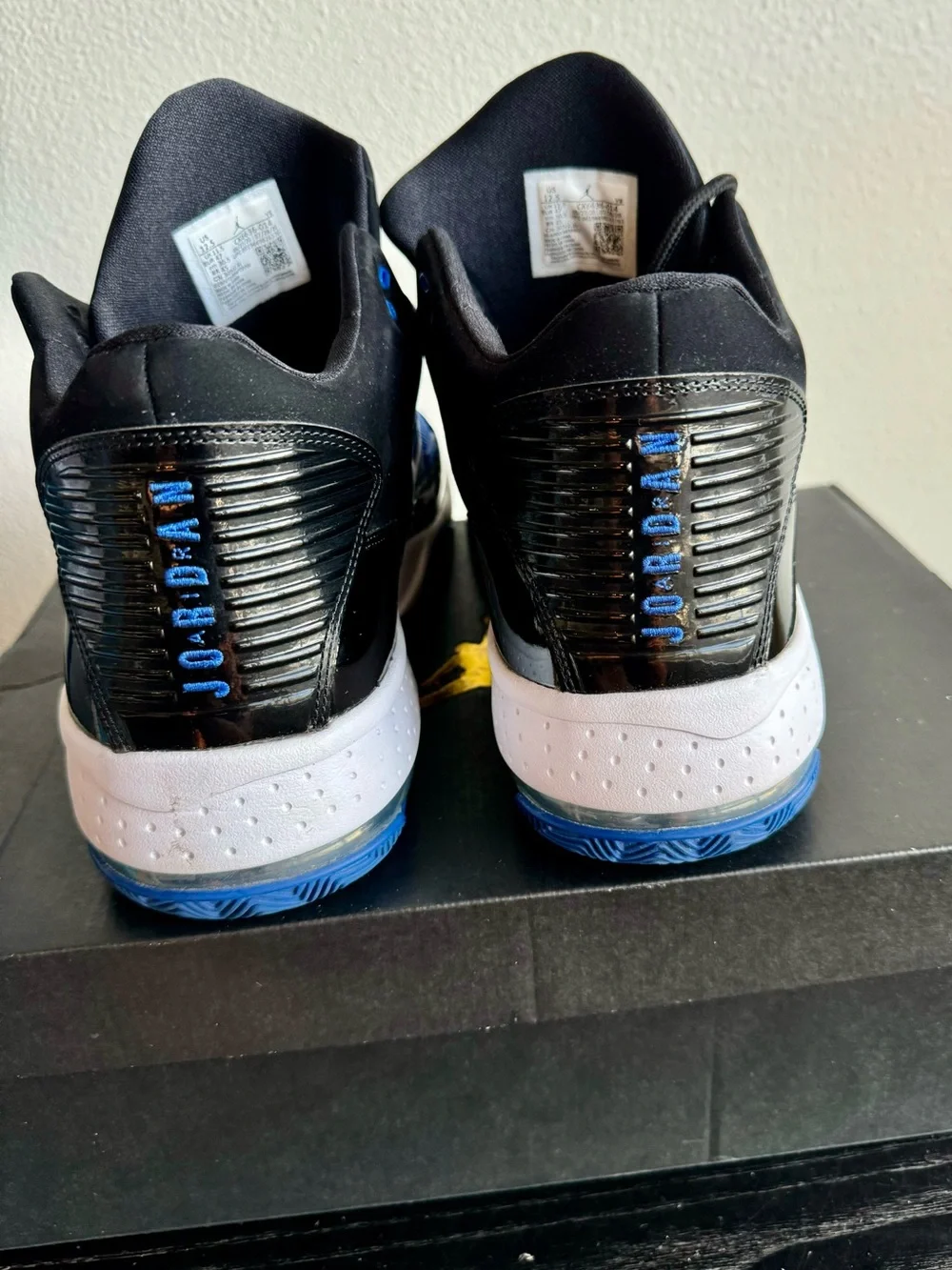 Jordan low top